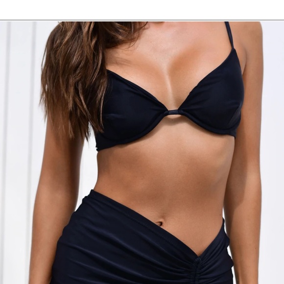 VDM the label Heidi top in black - Picture 1 of 3